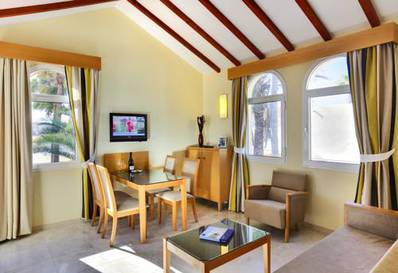 Bungalow Superior del hotel Barceló Fuerteventura Castillo. Foto 2