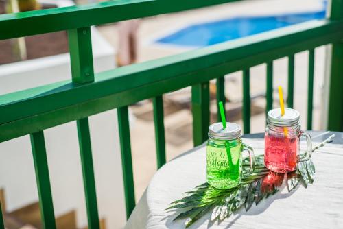 Apartamento Vista Piscina Balcón o Terraza 1 habitación 2 Camas individuales del hotel Dunas Club. Foto 20