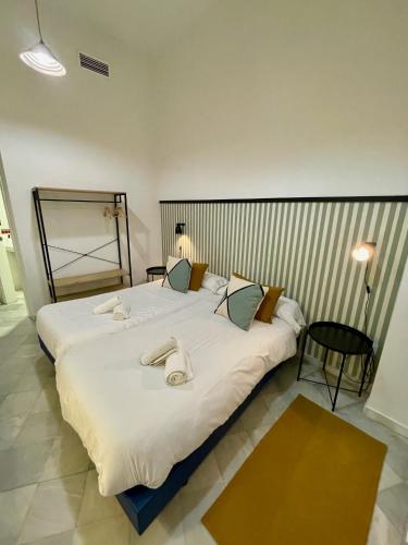 Habitación Doble con baño - 2 camas del hotel Samay Sevilla. Foto 5