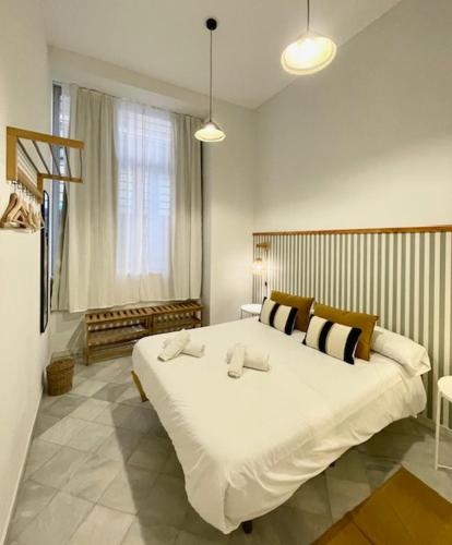 Habitación Doble con baño privado del hotel Samay Sevilla. Foto 4