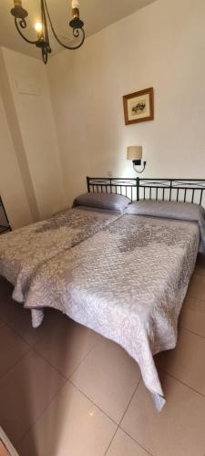 Habitación Doble Económica - 1 o 2 camas del hotel Trajano. Foto 1