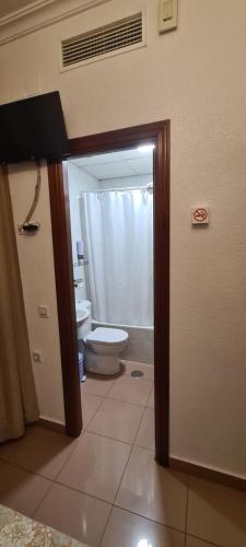 Habitación Individual del hotel Trajano. Foto 3