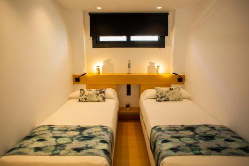 Habitación Doble con baño privado - 2 camas del hotel Sevilla Santa Justa - Adults only. Foto 2