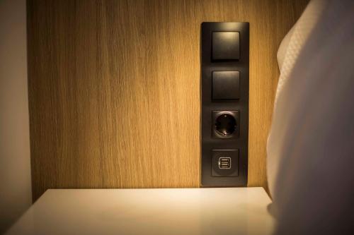 Habitación Individual con baño privado del hotel Sevilla Santa Justa - Adults only. Foto 24