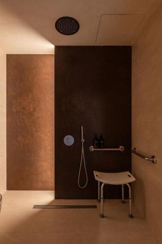 Apartamento 1 Cama king 1 habitación del hotel At Apartamentos Y Vtv Conde De Torrejon 10. Foto 5