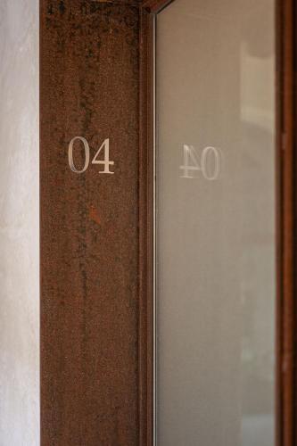 Apartamento 1 Cama king 1 habitación del hotel At Apartamentos Y Vtv Conde De Torrejon 10. Foto 10