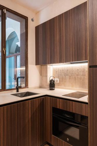 Apartamento 1 Cama king 1 habitación del hotel At Apartamentos Y Vtv Conde De Torrejon 10. Foto 12