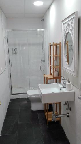 Habitación Doble - 1 o 2 camas del hotel Le Petit Paris. Foto 7