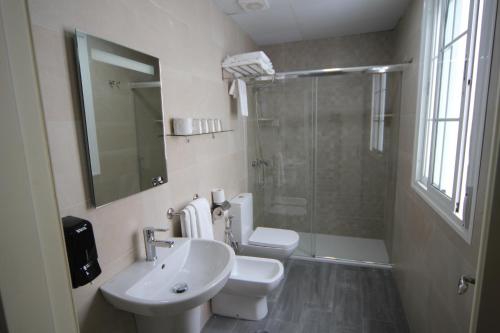 Habitación Cuádruple del hotel Roma. Foto 4