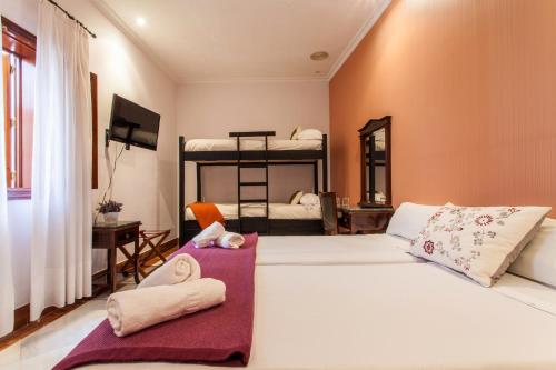 Habitación Familiar Cuádruple del hotel Baco. Foto 10