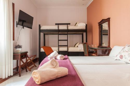 Habitación Familiar Cuádruple del hotel Baco. Foto 12