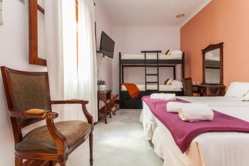 Habitación Familiar Cuádruple del hotel Baco. Foto 18