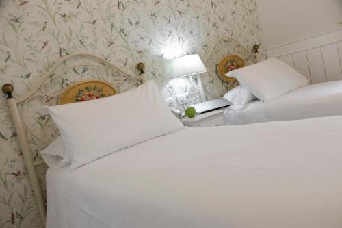 Habitación Doble Estándar - 1 o 2 camas del hotel Basic Puerta De Sevilla. Foto 2