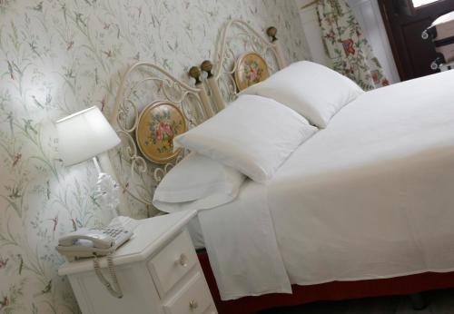 Habitación Doble Superior del hotel Basic Puerta De Sevilla. Foto 2