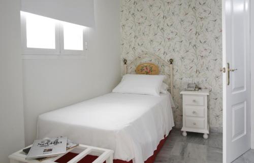 Habitación Individual del hotel Basic Puerta De Sevilla. Foto 2