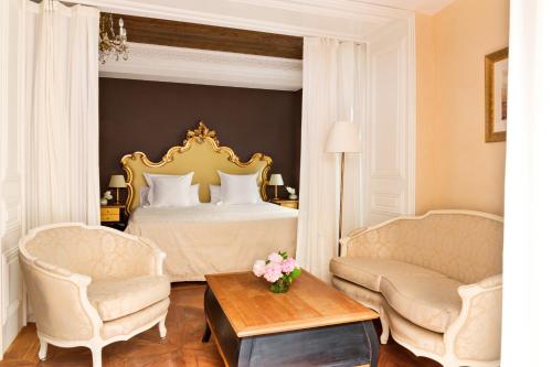 Habitación Premium Deluxe del hotel Casa 1800 Sevilla. Foto 1