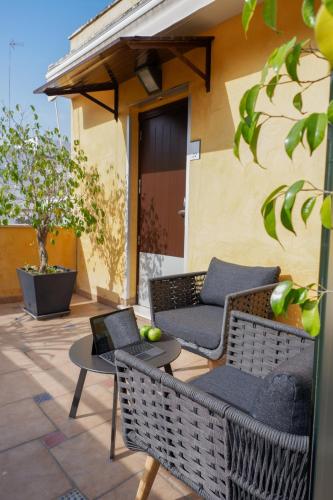 Habitación Doble Superior - 1 o 2 camas del hotel U-sense Sevilla Centro. Foto 7