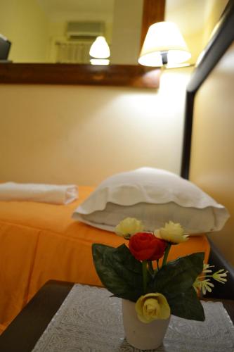 Habitación Individual con baño compartido del hotel Nuevo Suizo