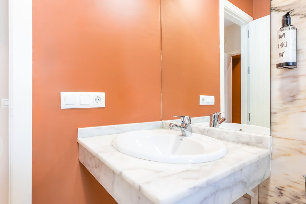 Apartamento 2 habitaciones Sofá Cama incluido kitchenette Normal del hotel Smartr Sevilla Las Dueñas. Foto 8