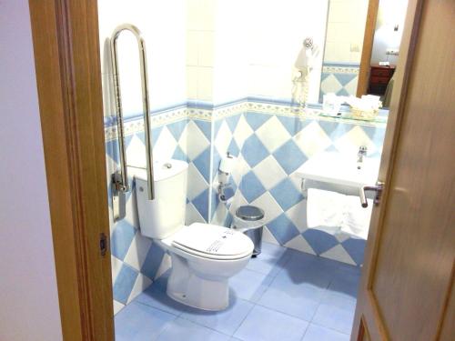 Habitación Doble adaptada para personas con movilidad reducida del hotel Goya. Foto 3