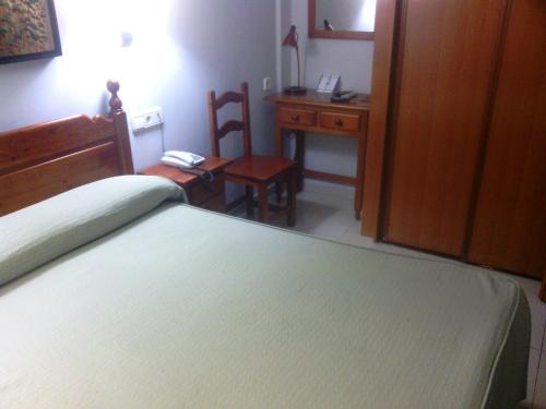 Habitación Doble del hotel Goya. Foto 3