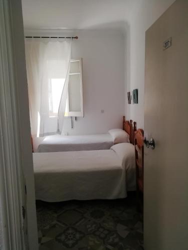 Habitación Doble - 1 o 2 camas del hotel Sierpes. Foto 2