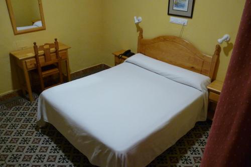 Habitación Doble - 1 o 2 camas del hotel Sierpes. Foto 6