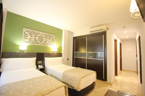 Habitación Familiar del hotel Venecia. Foto 2