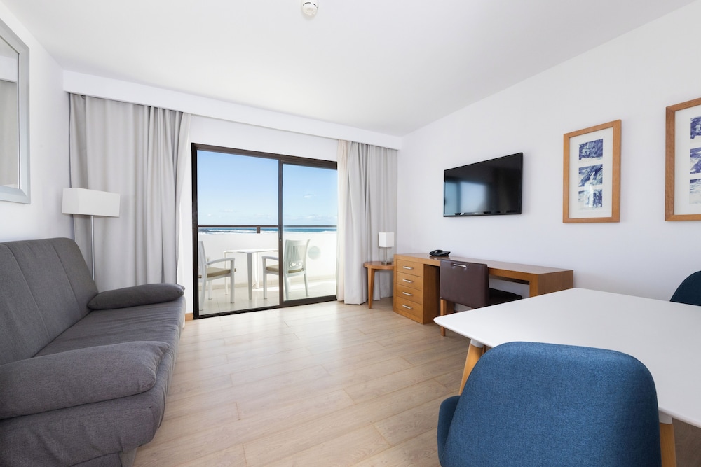 Apartamento Premium, terraza, vistas al mar del hotel Hesperia Bristol Playa
