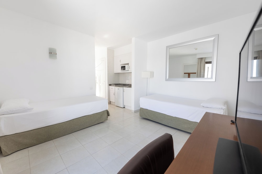 Apartamento, 2 habitaciones del hotel Hesperia Bristol Playa. Foto 1