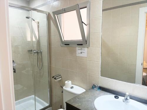 Habitación Doble Económica del hotel Vitium Córdoba. Foto 6