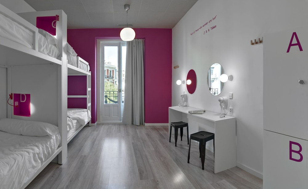 Bed in 4 - Bed Mixed Dorm Ensuite del hotel Safestay Madrid Central. Foto 2