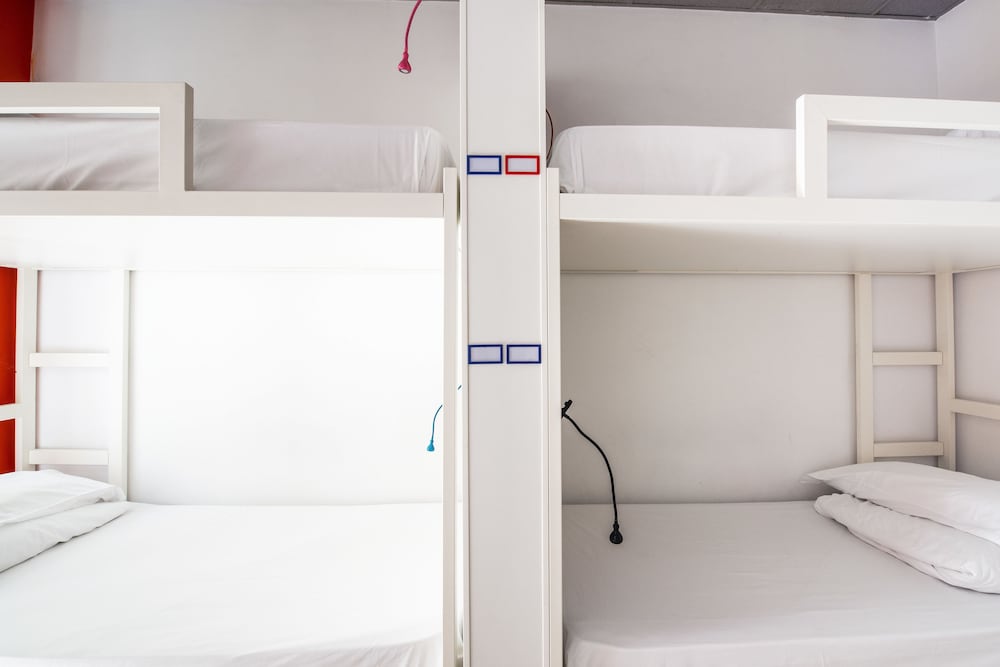 Bed in 6 - Bed Mixed Dorm Ensuite del hotel Safestay Madrid Central. Foto 5