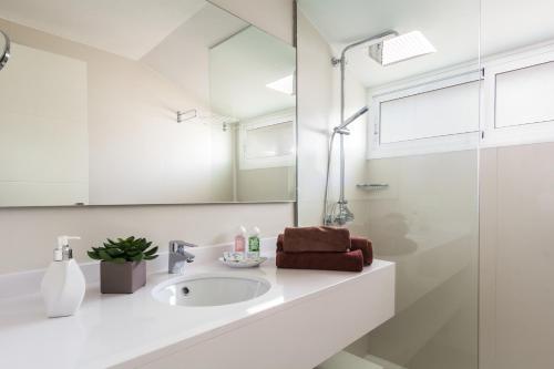 Suite Junior con balcón del hotel Playa Park Zensation. Foto 9