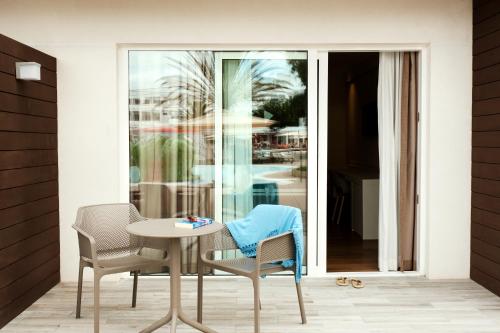 Junior suite Balcón o Terraza Superior Sofá Cama incluido 2 Camas individuales del hotel Playa Park Zensation. Foto 5