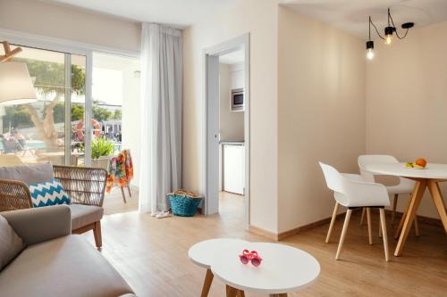 Suite Junior con terraza del hotel Playa Park Zensation. Foto 3