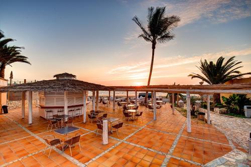 Habitación Doble con vistas al mar del hotel SBH Monica Beach. Foto 3