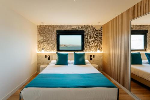 Suite Superior con vistas al mar del hotel R2 HIGOS BEACH