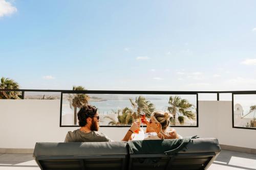 Suite Superior con vistas al mar del hotel R2 HIGOS BEACH. Foto 9