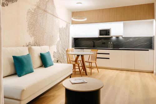 Apartamento Deluxe del hotel R2 HIGOS BEACH. Foto 2