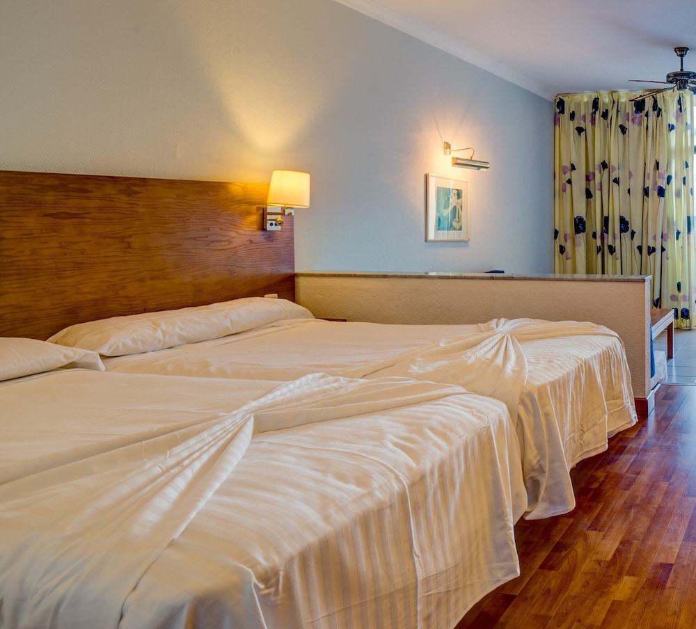 Habitación familiar del hotel SBH Fuerteventura Playa