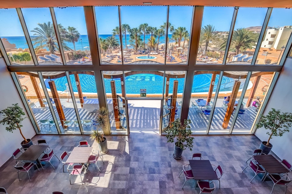 Habitación doble estándar del hotel SBH Taro Beach. Foto 2