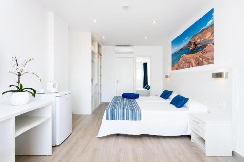 Habitación Doble Estándar del hotel Globales Costa Tropical. Foto 4