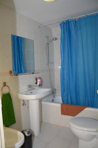 Apartamento Superior con vistas a la piscina del hotel La Piramide