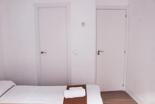 Habitación Doble - 1 o 2 camas del hotel Pensión La Estrella. Foto 3