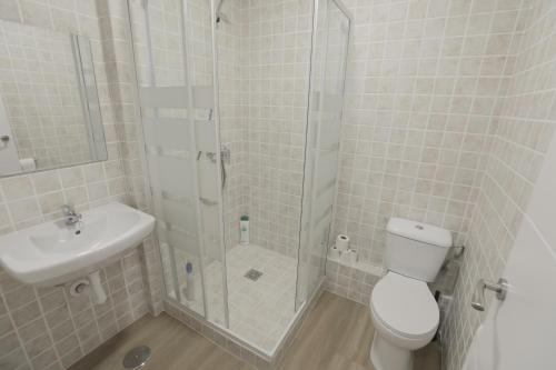 Habitación Individual con baño privado del hotel Pensión La Estrella. Foto 3