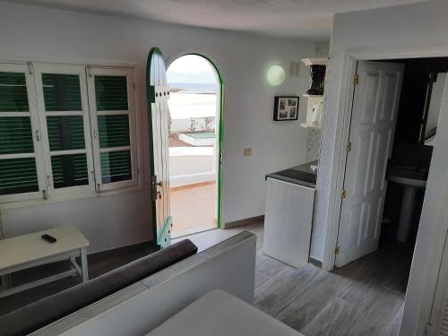 Estudio con vistas al mar del hotel Cotillo Lagos. Foto 1