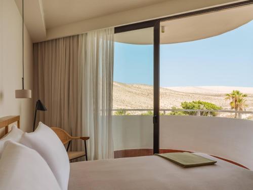 Suite del hotel Paradisus by Meliá Fuerteventura. Foto 6