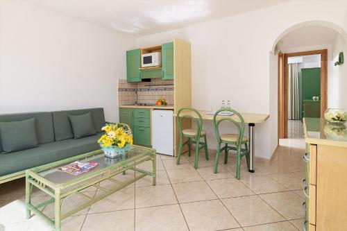 Apartamento - Planta baja del hotel Esquinzo/Monte del Mar. Foto 4