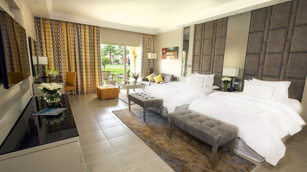 Habitación Deluxe con cama King del hotel Rixos Sharm El Sheikh Adults Only 18 +. Foto 1